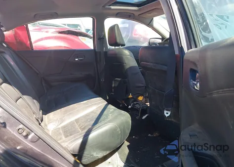 2016 Honda Accord Ex-L z USA, uszkodzony, nr VIN 1HGCR2F81GA124635